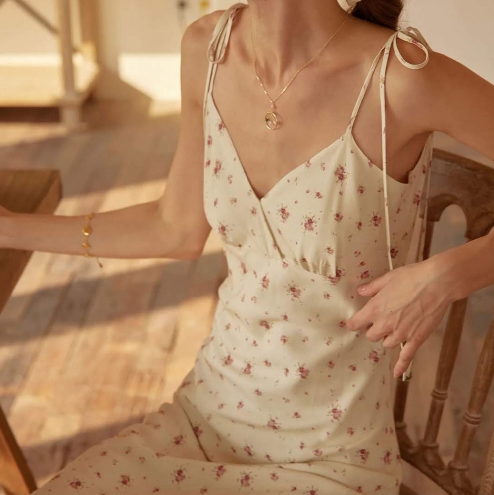 Simple Retro Floral (white) Slip Maxi Dress in size XS